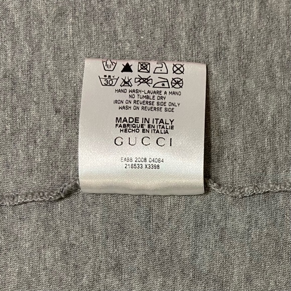 GUCCI Men’s Gray V Neck T-Shirt - Picture 5 of 6